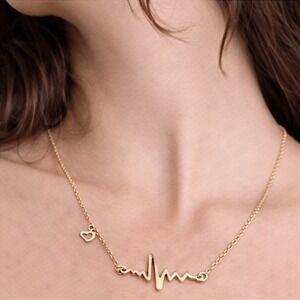 Gold Chain statement Heartbeat Necklace Dainty Minimalist Layered Heart Charm 💖
